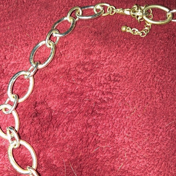 VINTAGE Animal print silver tone choker, older piece still looks new - Picture 6 of 9